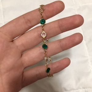 Bracelet.